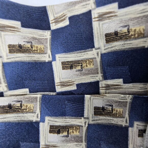 Stafford Mens Necktie 100% Silk Blue Tan Geometric Business Tie 57 x 4 Vintage - Picture 5 of 6